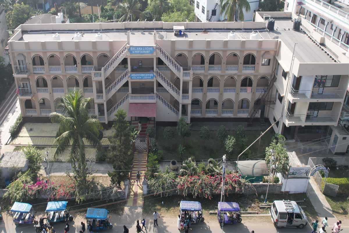 Balaka Lodge Bakkhali